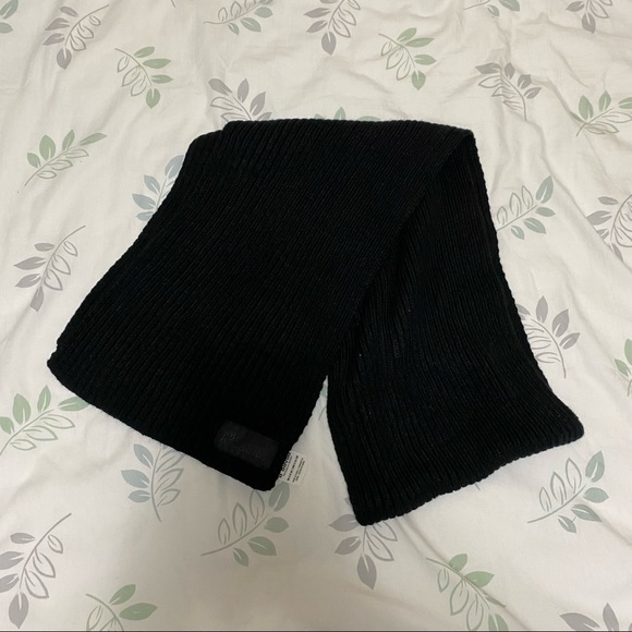 NWOT PINK - Rib Black Scarf - Picture 7 of 7